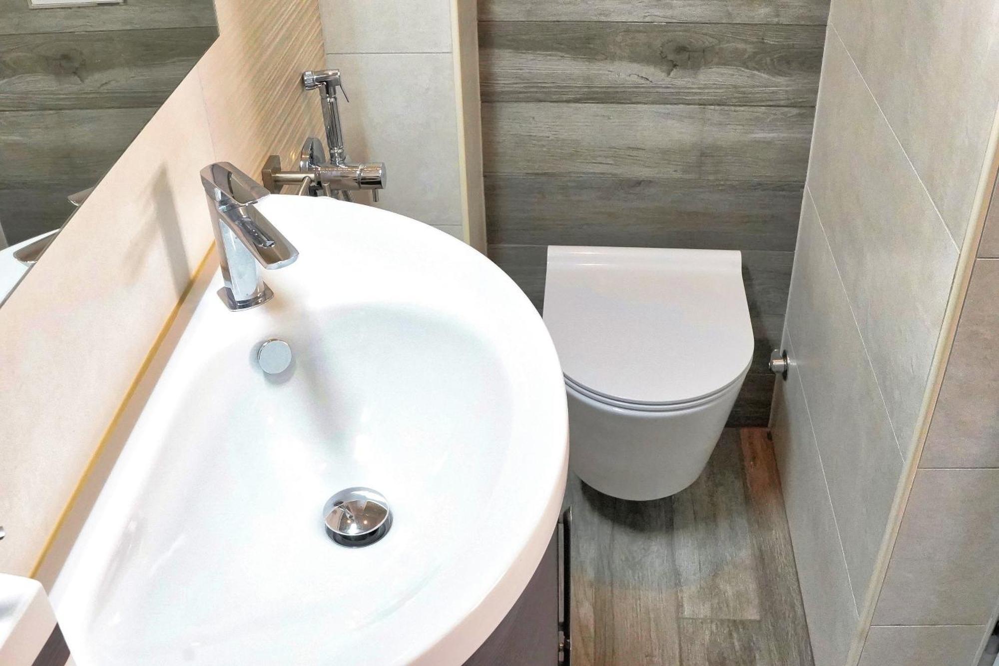 Poet Apartment Ljubljana Bagian luar foto